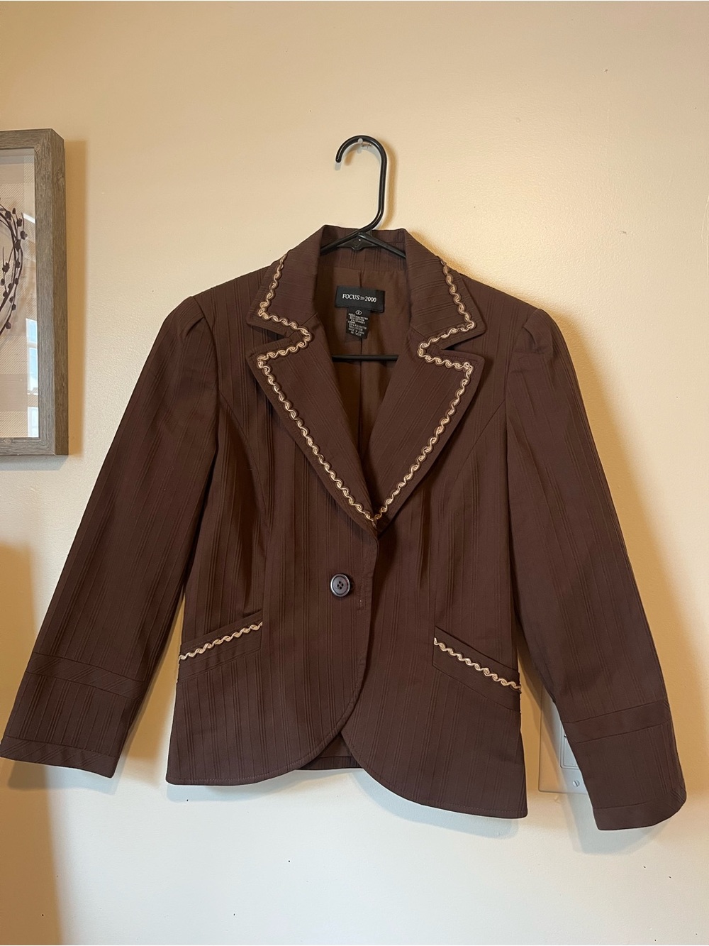 FOCUS 2000 Brown Blazer with Cream Contrast Trim